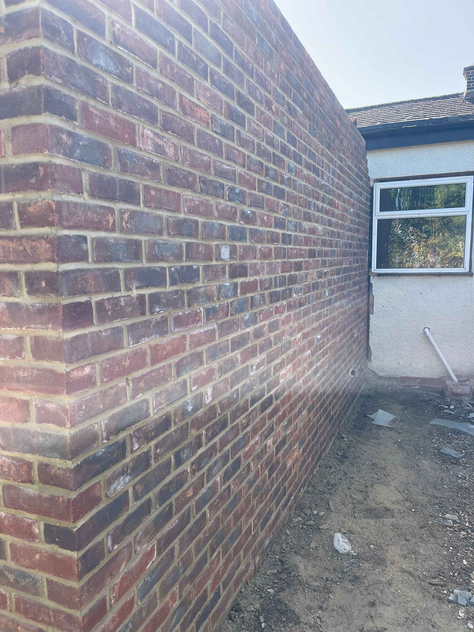 Extension brick corner detail in mixed multi bricks